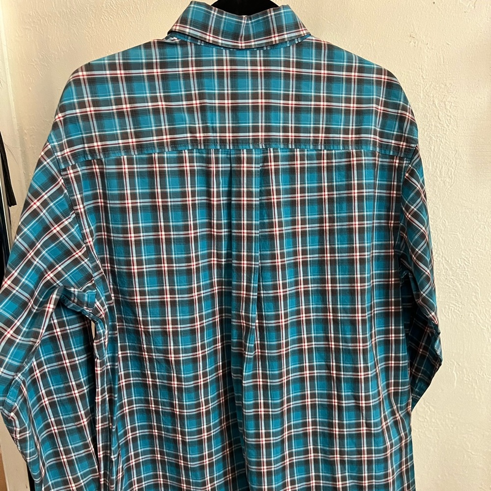 Cinch Button Up - Picture 2 of 3